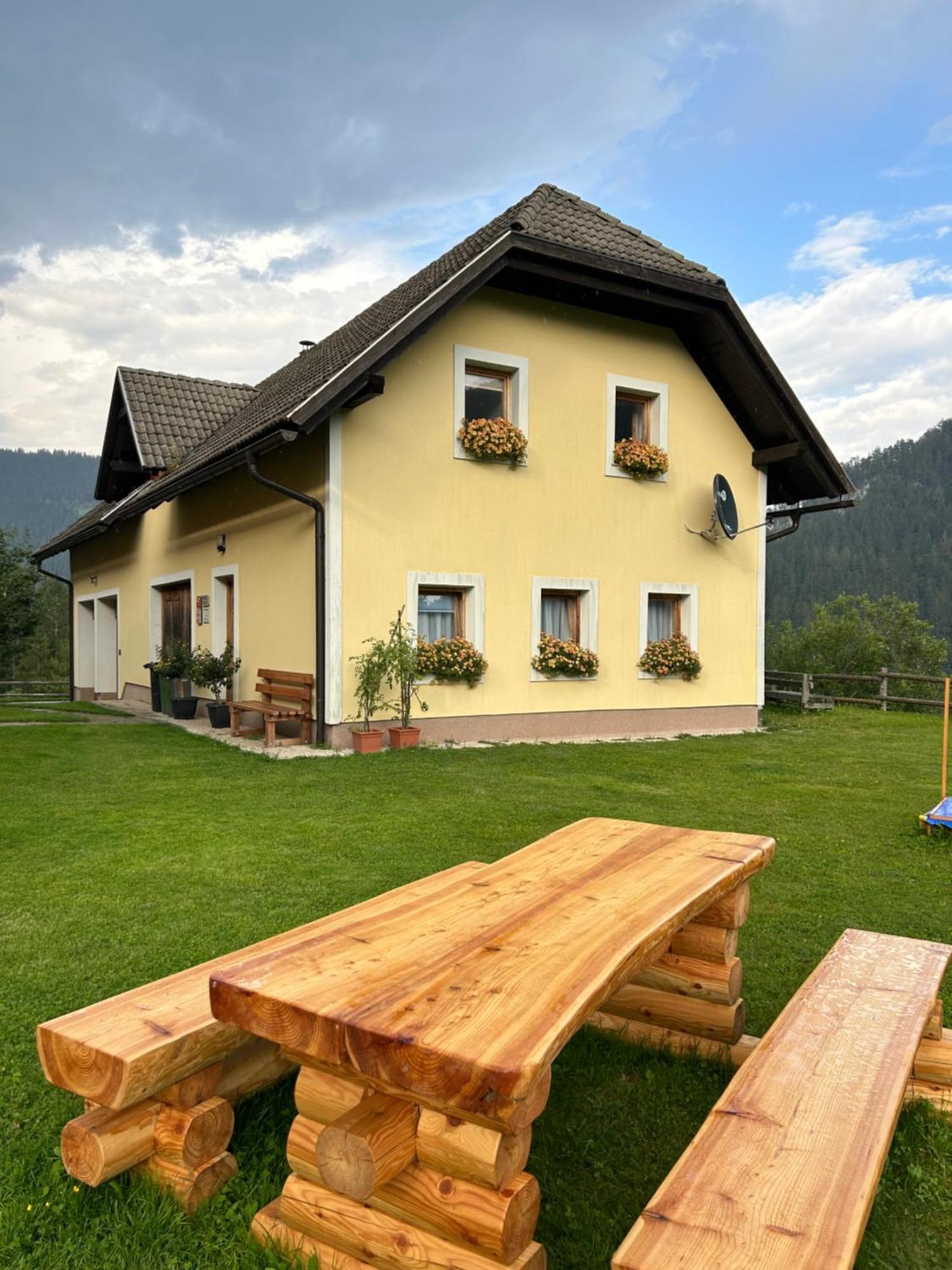 Apartamento Tourist Farm Gradisnik Solčava Exterior foto
